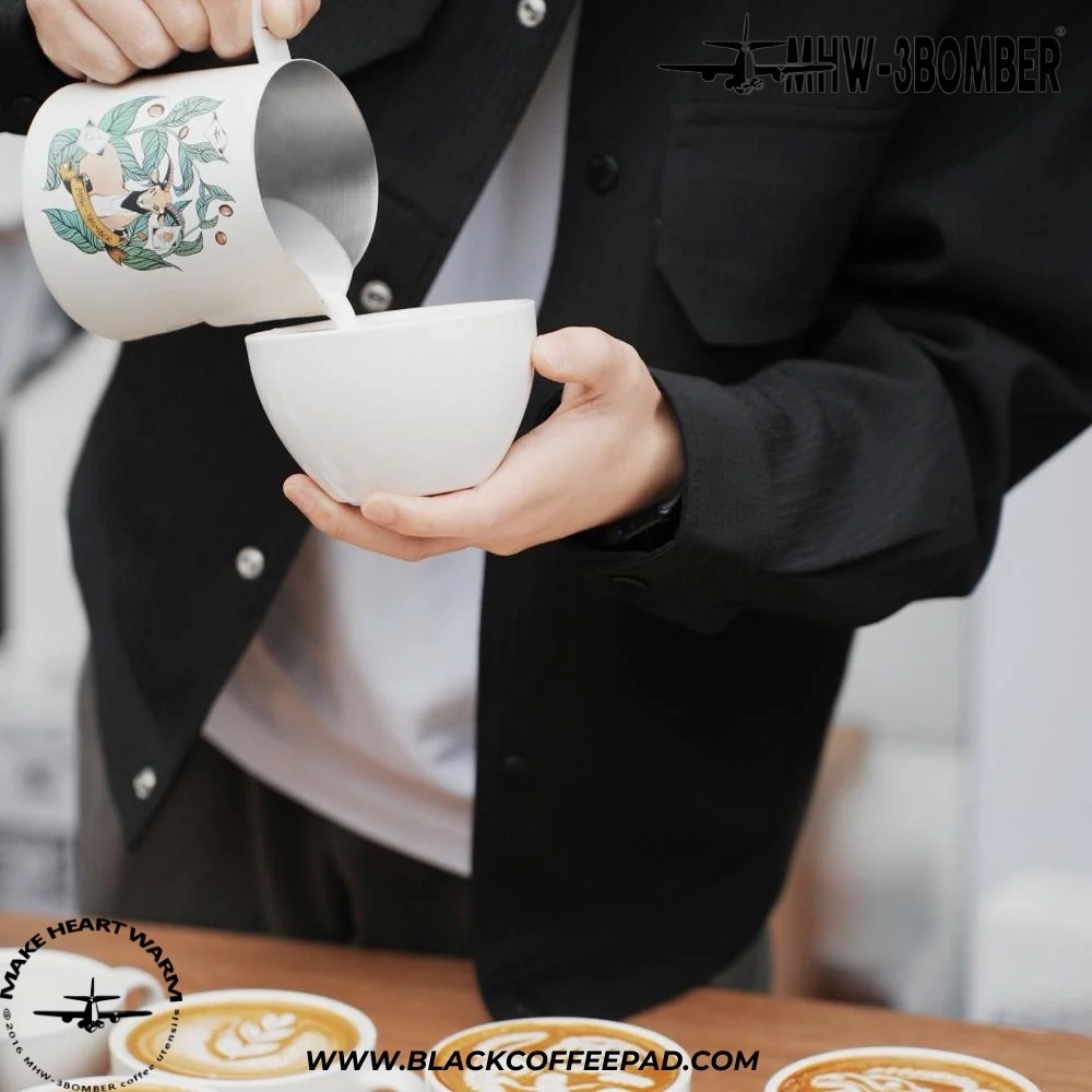  پیچر 500 میلی‌لیتری بمبر ورژن 5 سالگرد 6 لیمیتد ادیتشن | 600ml-Origin Milk Pitcher-6th Anniversary Limited Edition 