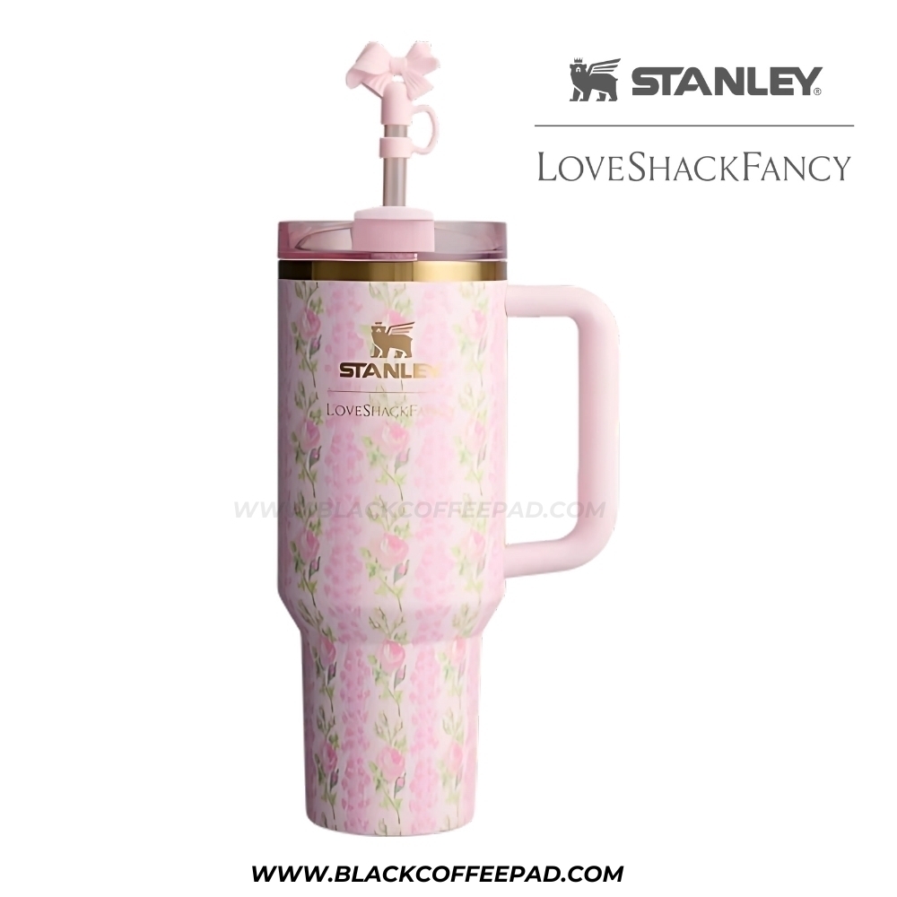  تراول ماگ استنلی مدل لاو شک فنسی گنجایش 1.18 لیتر (اورجینال - لیمیتد ادیشن) | The Stanley X LoveShackFancy Holiday Que 