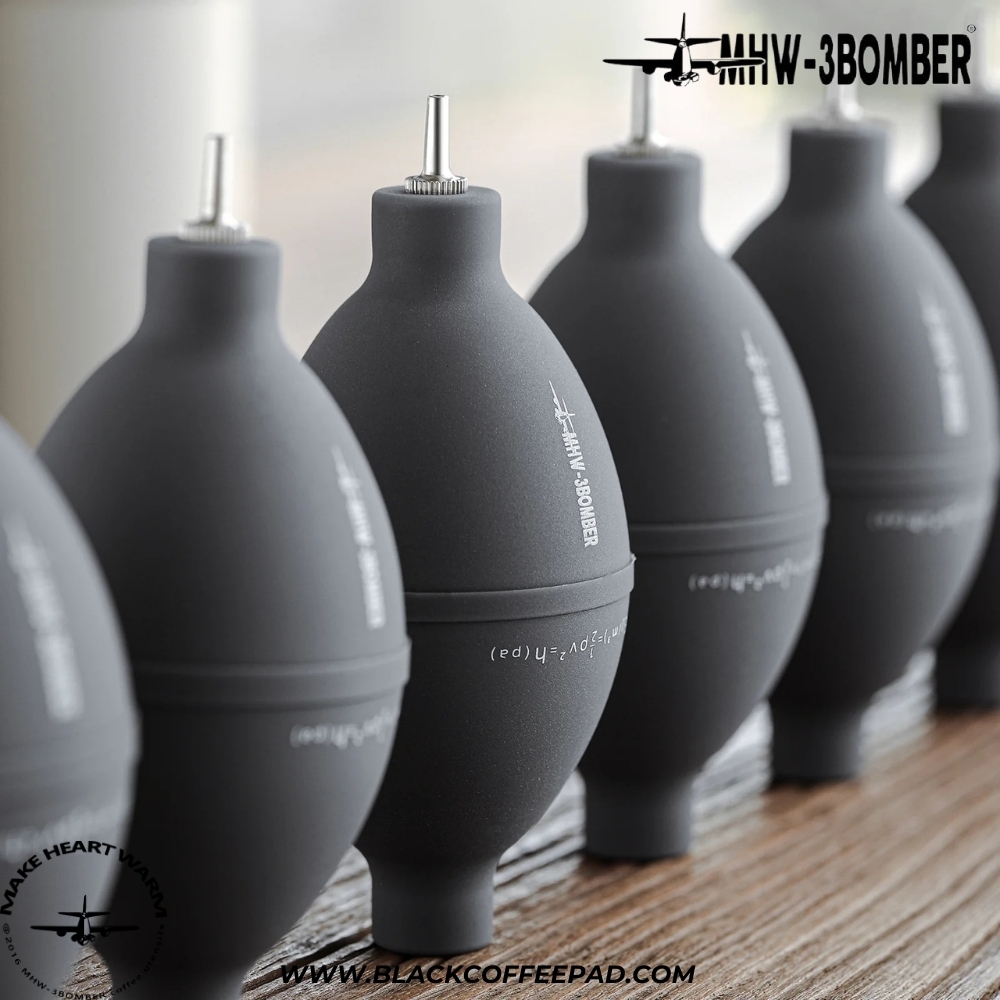  دمنده هوا بمبر مدل سیلیکونی مشکی | MHW-3BOMBER Coffee Air Blower 
