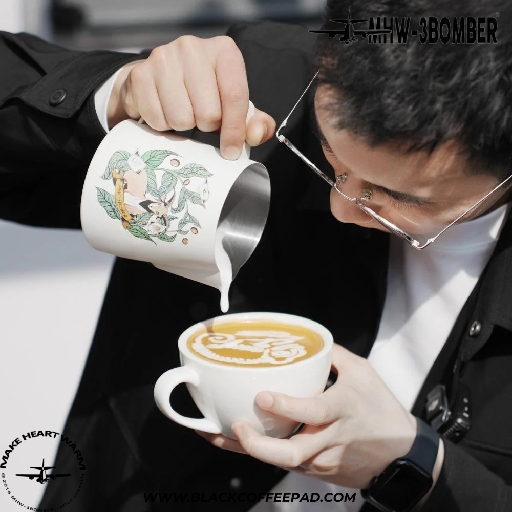  پیچر 500 میلی‌لیتری بمبر ورژن 5 سالگرد 6 لیمیتد ادیتشن | 600ml-Origin Milk Pitcher-6th Anniversary Limited Edition 