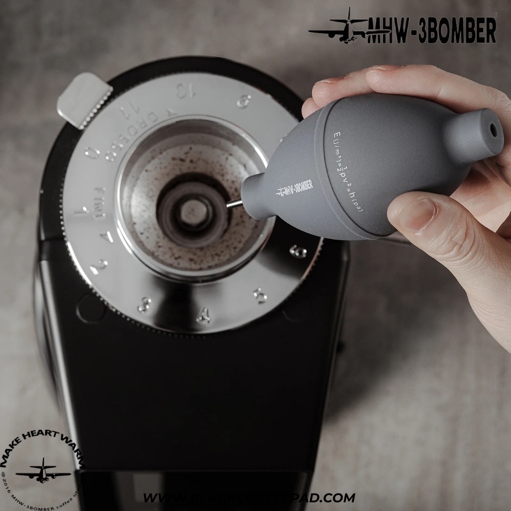  دمنده هوا بمبر مدل سیلیکونی مشکی | MHW-3BOMBER Coffee Air Blower 