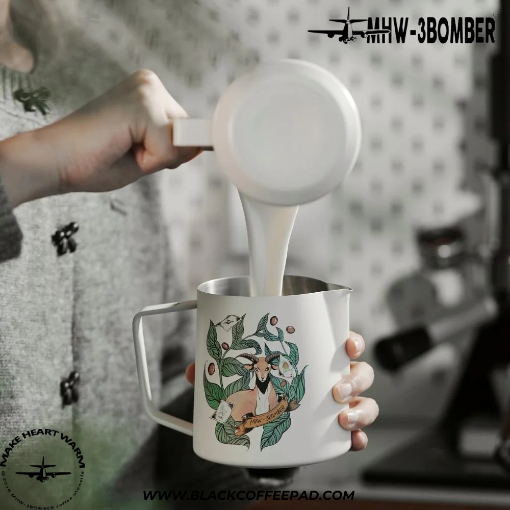  پیچر 500 میلی‌لیتری بمبر ورژن 5 سالگرد 6 لیمیتد ادیتشن | 600ml-Origin Milk Pitcher-6th Anniversary Limited Edition 