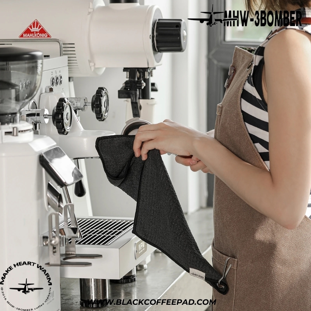  دستمال باریستا بمبر مدل هنگل فلزی 25x35 سانتی متر | MHW-3BOMBER Coffee Cleaning Towel 