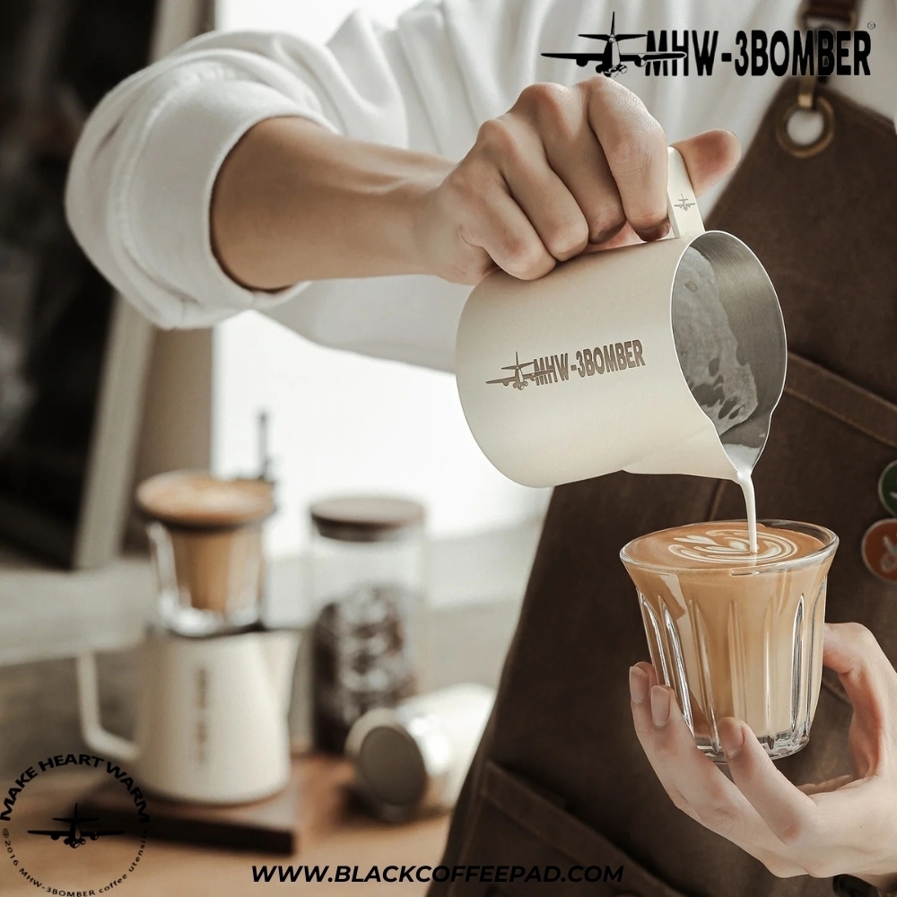  پیچر بمبر ورژن 5 ظرفیت 600 میلی لیتر رنگ سفید مات | MHW-3BOMBER Latte Art Pitcher 5.0 White 