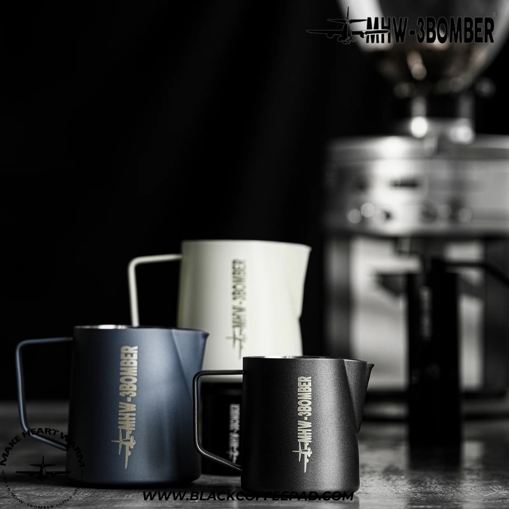  پیچر بمبر ورژن 5 ظرفیت 500 میلی لیتر رنگ سرمه ای مات | MHW-3BOMBER Latte Art Pitcher 5.0 Matte Blue 