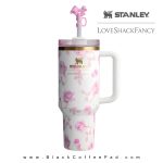   تراول ماگ استنلی مدل لاو شک فنسی گنجایش 1.18 لیتر (اورجینال - لیمیتد ادیشن) | The Stanley X LoveShackFancy Holiday Quencher 40 OZ Limited edition