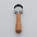 پرتافیلتر نیکد 3‌پین دسته چوبی سایز 51 میلی متر | Naked 3-pin pertafilter wooden handle size 51 mm - Image 5