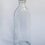 بطری شیشه ای با درب چوب پنبه