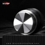 نمای نزدیک دیستریبیوتر اسپرسو IKAPE V5 با تاپ چوبی